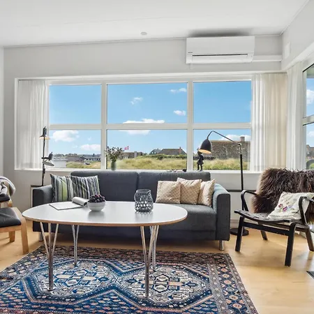 Bad, Lejl, 115 Apartment