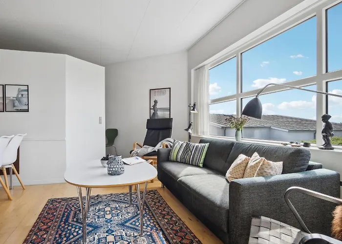 Apartment Bad, Lejl 115